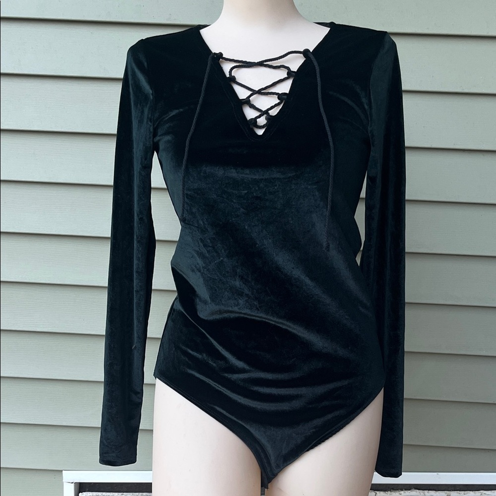 New Hollister forest green Velvet Lace-Up Bodysuit